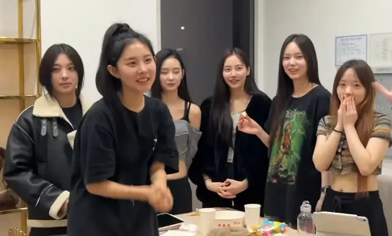 DG Girls members are Funa, Sumin, Seoyeon, Sein, Haneul, and N/A.