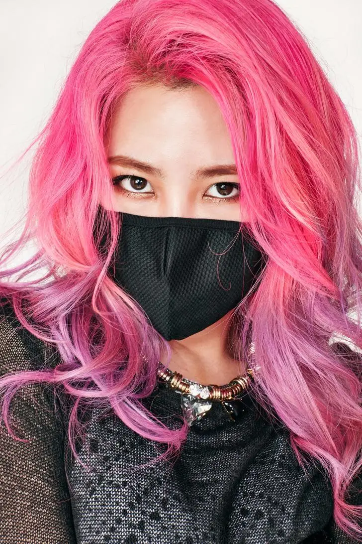 D.HOLIC former member EJ