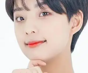 Dimepiece former member Yehwi