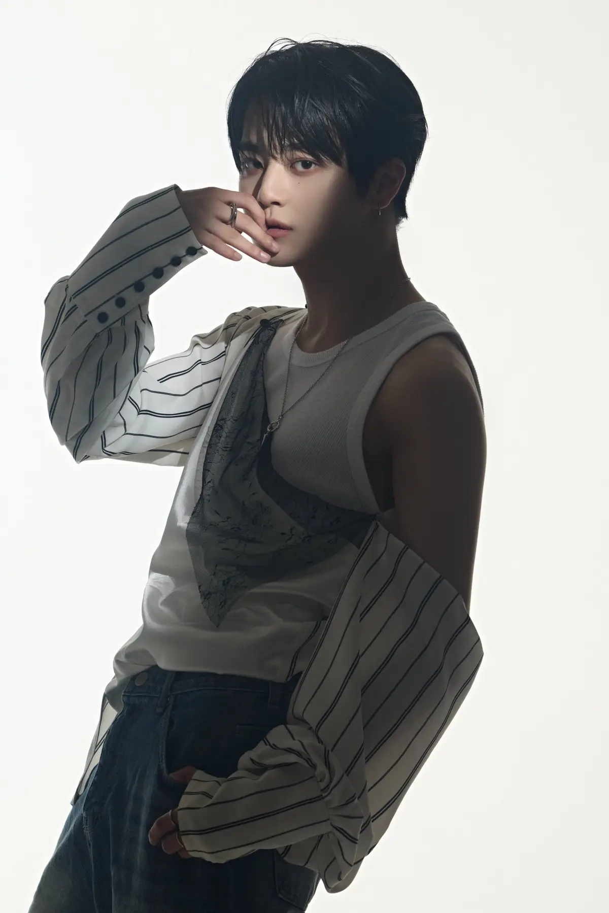Double 0ne Members Profile: Full Names, Ages, Heights, Weights and More Double 0ne member Hong Sungmin