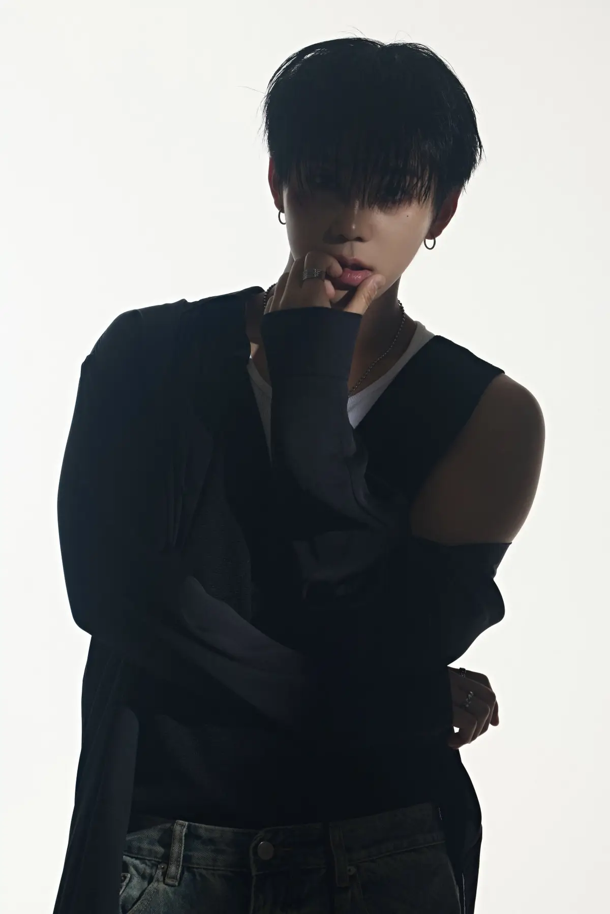 Double 0ne Members Profile: Full Names, Ages, Heights, Weights and More Double 0ne member Junseo