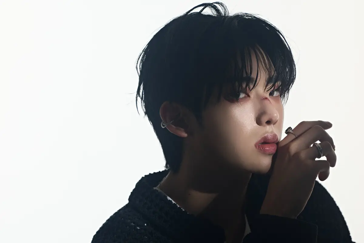 Double 0ne Members Profile: Full Names, Ages, Heights, Weights and More Double 0ne member Kang Minseo