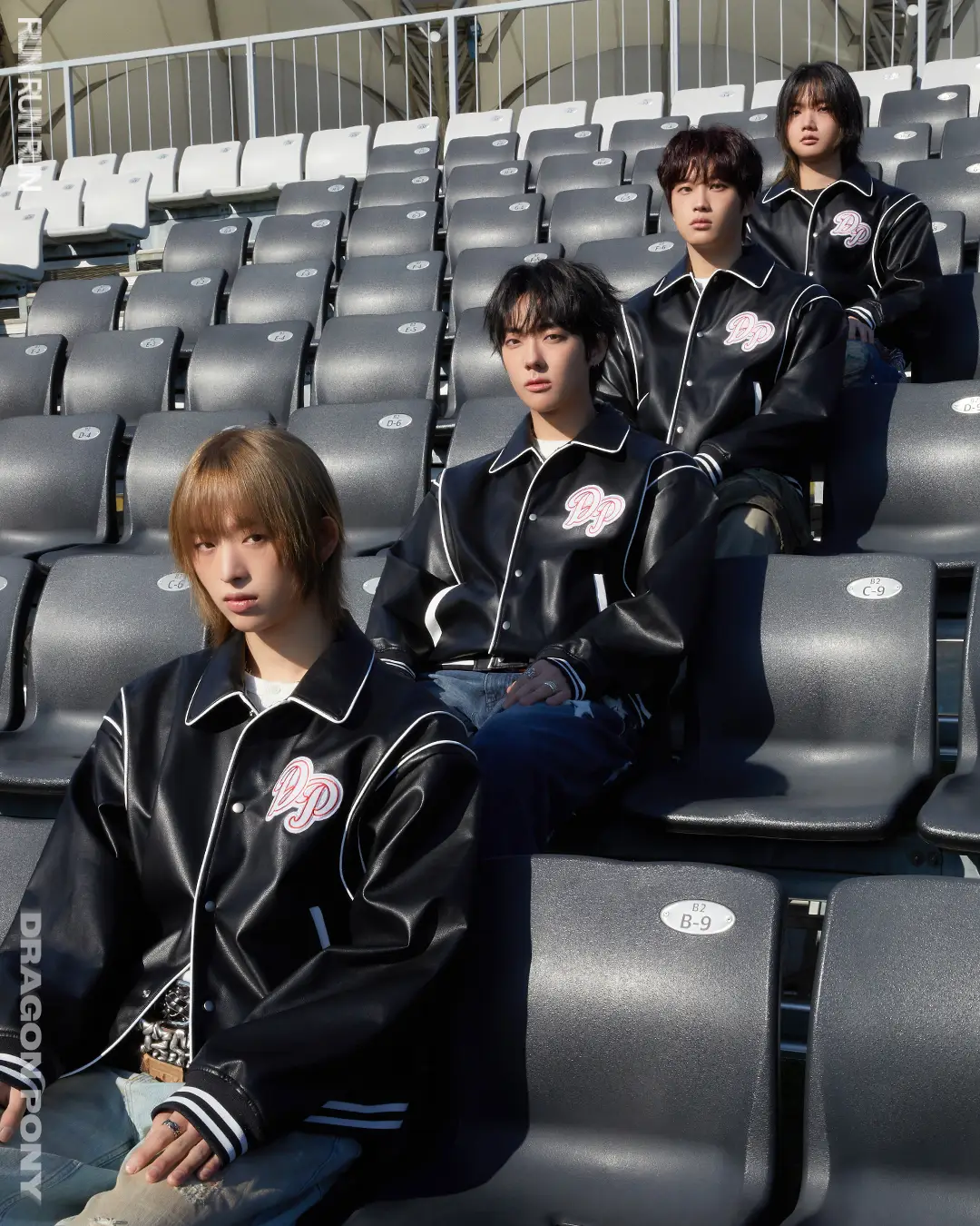 Dragon Pony members are An Taegyu, Pyun Sunghyun, Kwon Sehyuk, and Ko Ganghun.