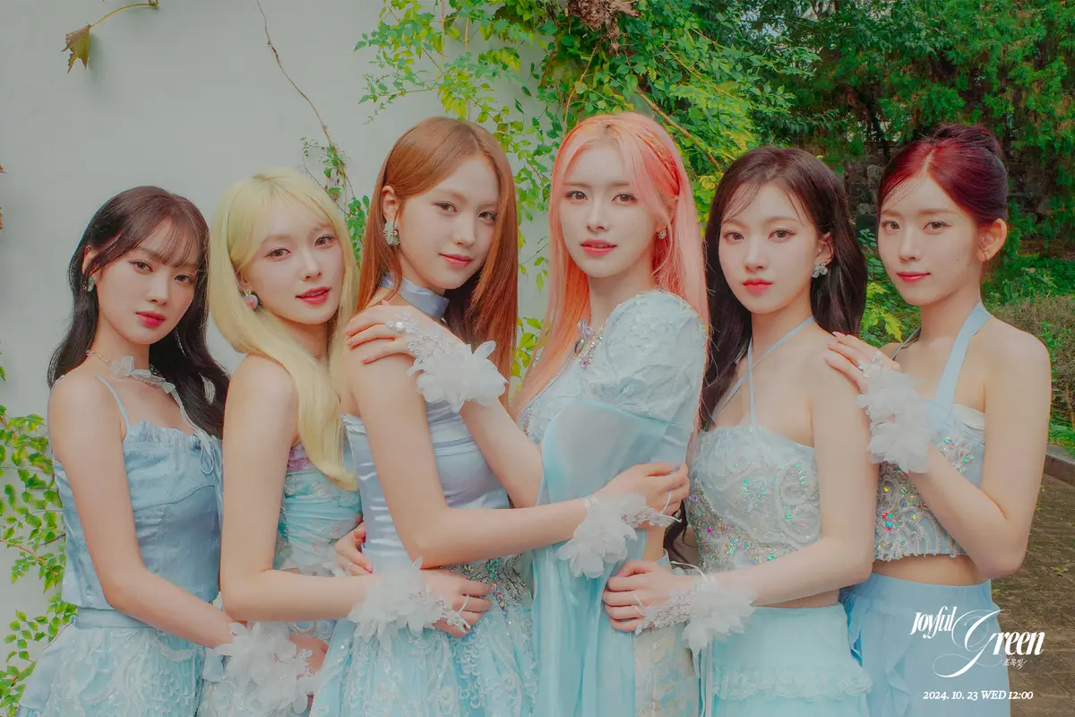 DreamNote members are Youi, BoNi, Lara, Miso, Sumin, and Eunjo.