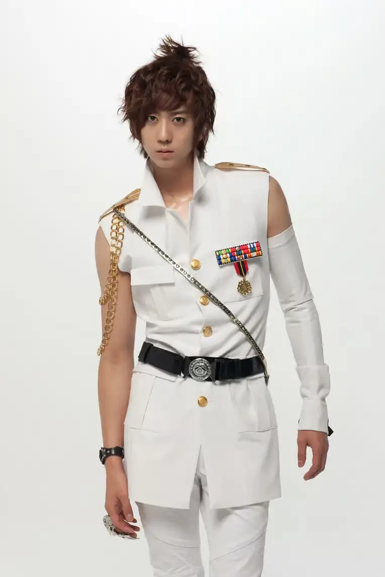 D&T former member Dongwook