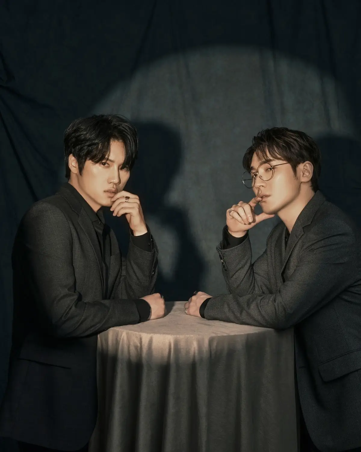 DUETTO members are Yoo Seulgi, and Paek Intae.