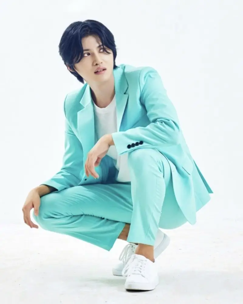 DUSTIN former member Mini