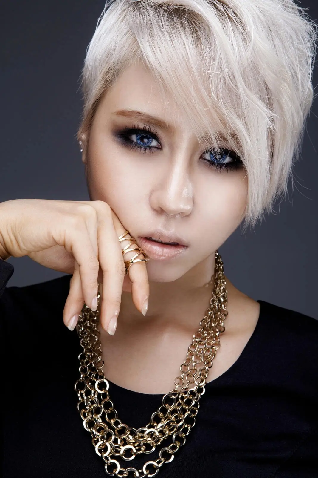 E2RE former member I.lin
