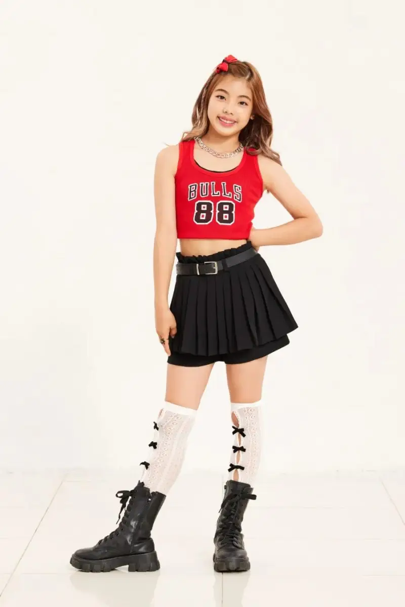 Eco-Angels member Bona