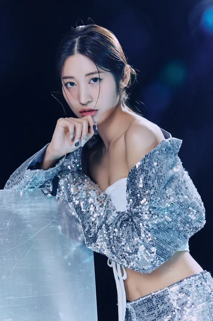 eite former member Yujin