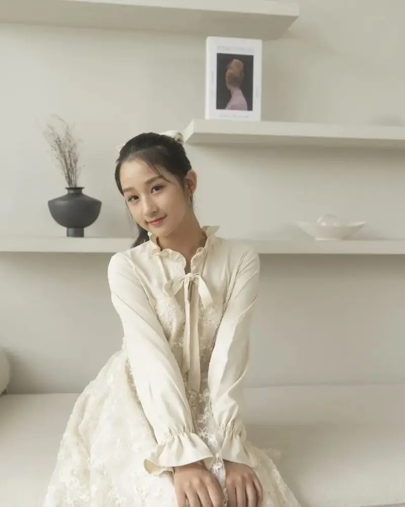 Eunoai member Siyeon