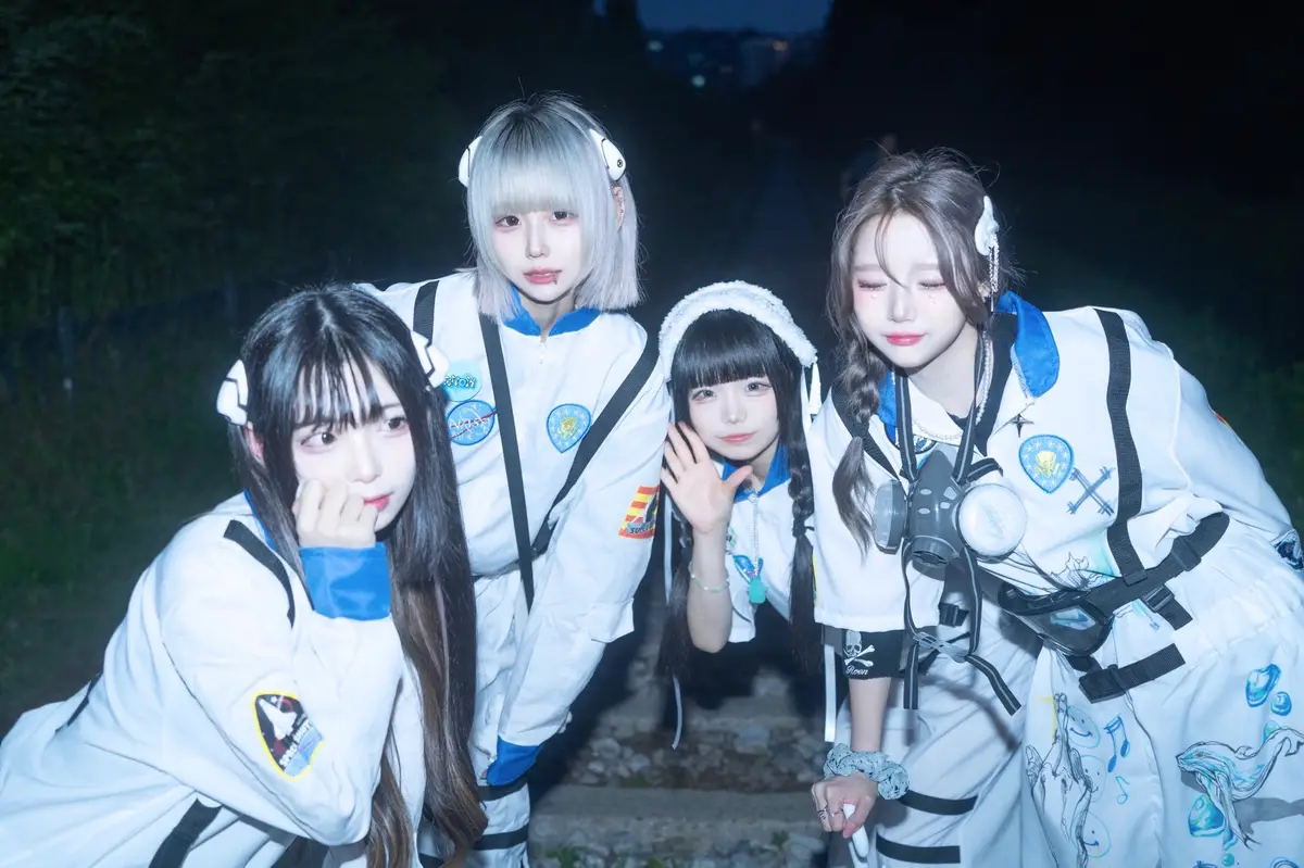 EUNOiA members are Hiko, Yuriko, Mirae, and Miyami.