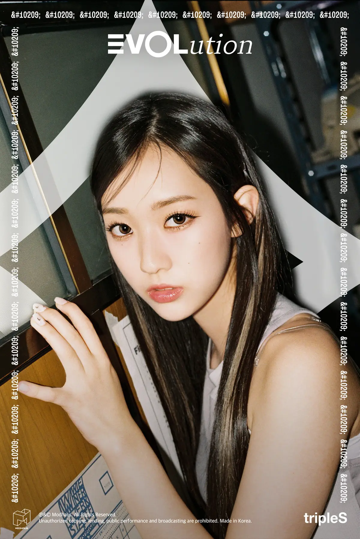 EVOLution (tripleS) member Kim Soomin