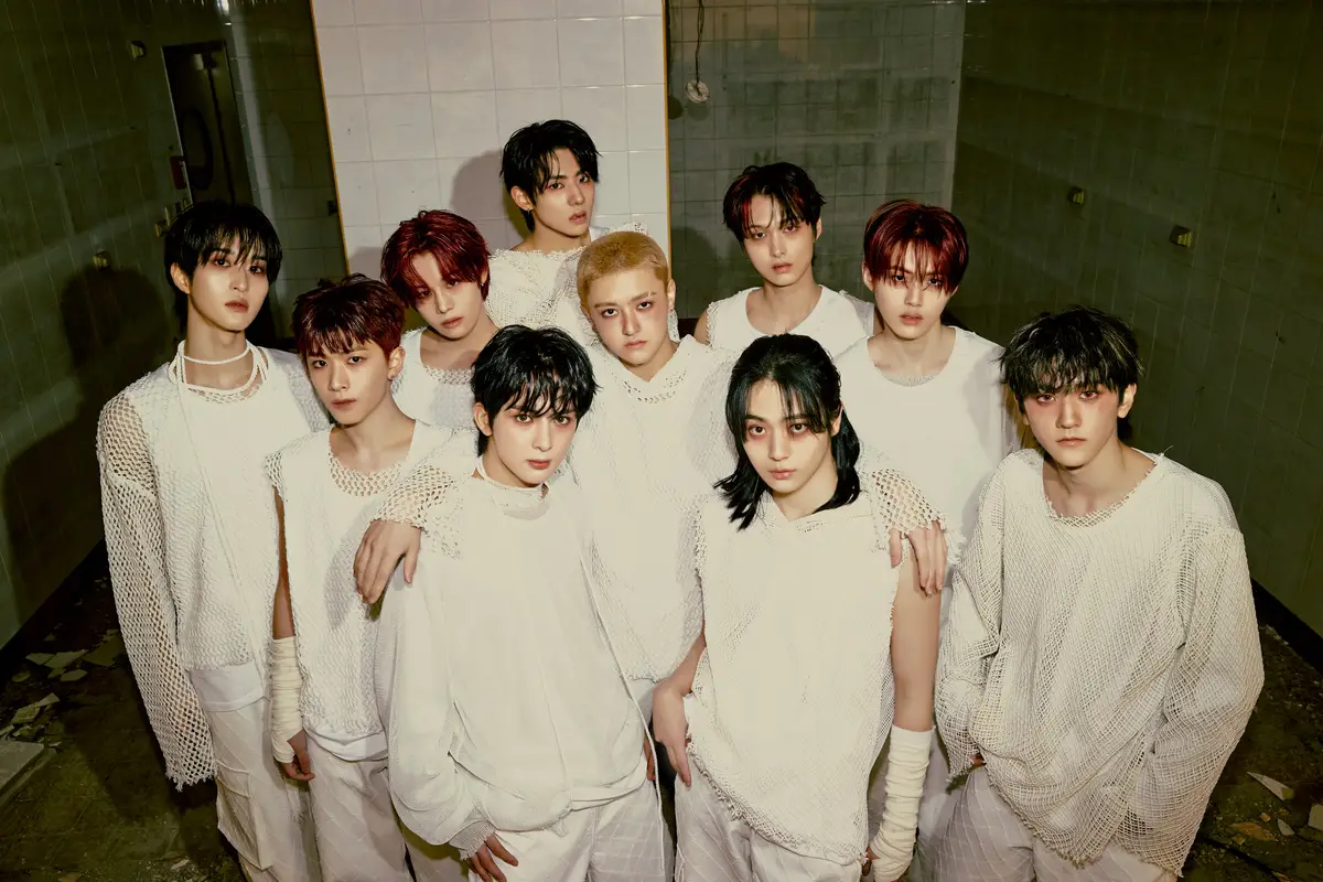 FANTASY BOYS members are Kang Minseo, Lee Hanbin, Hikari, Ling Qi, Hikaru, Kim Wooseok, Hong Sungmin, Oh Hyeontae, Kim Gyurae, and Kaedan.