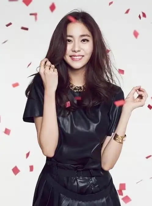 Five Girls former member Youjin