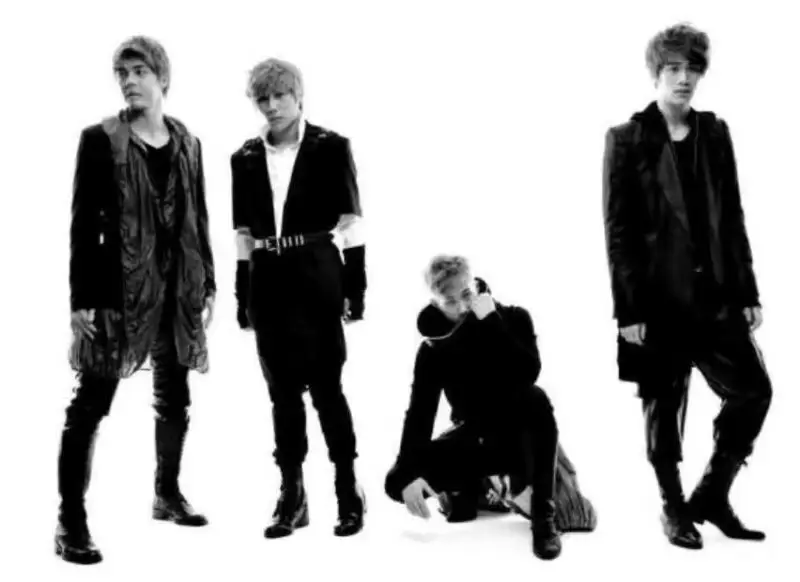 F.I.X members are Nuri, Oh Song, and Jungwook.