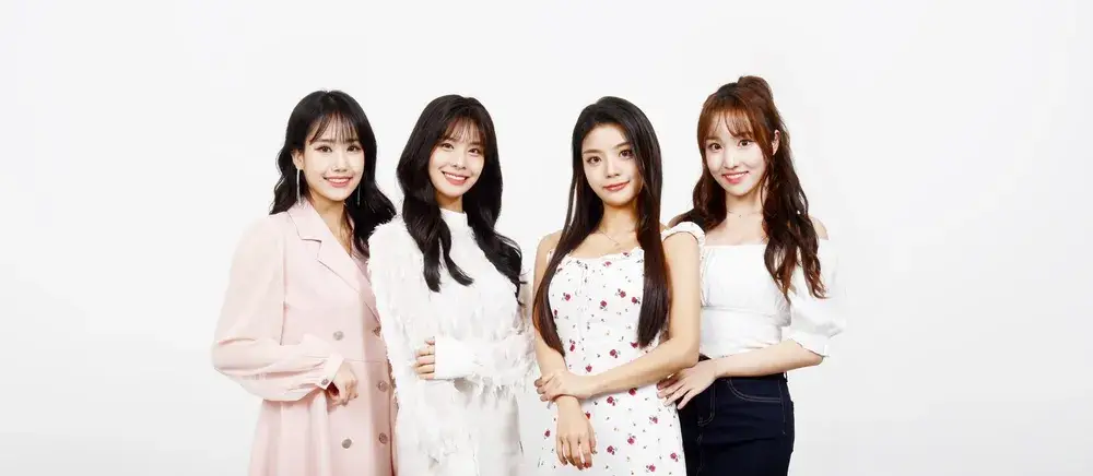 FLORIA members are Sumi, Jo Ara, Yeseul, and Hanna.
