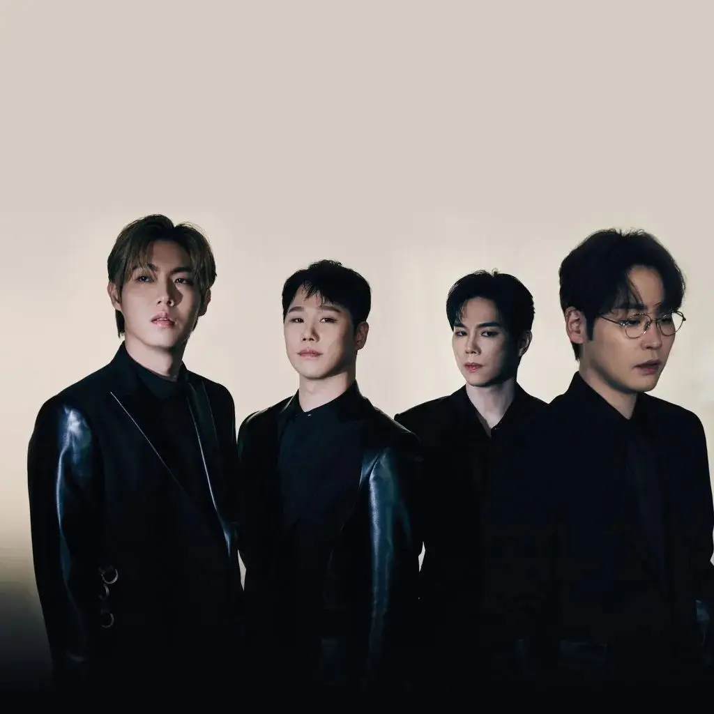 Forte di Quattro members are Ko Hoon Jeong, Kim Hyun Soo, Son Tae Jin, and Lee Byeo Ri.