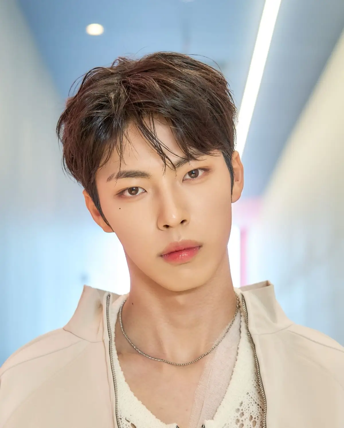 FRAME THE X Members Profile: Full Names, Ages, Heights, Weights and More FRAME THE X member Len