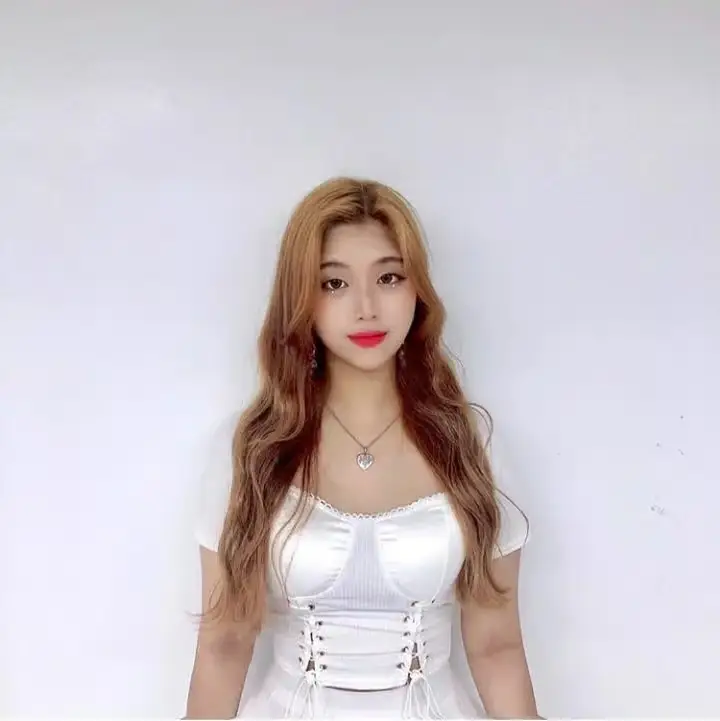 G-(i)Kon former member Chae-Ee