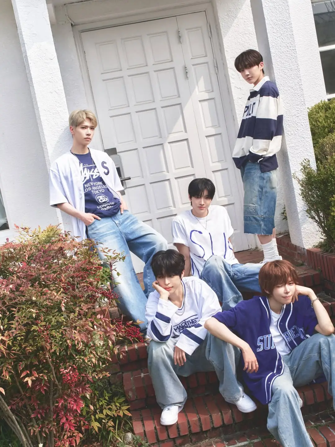 GENUS Members Profile: Full Names, Ages, Heights, Weights and More GENUS members are Chanyong, Seoha, Chaehoon, Jaeyoung, Yuan, and Hamin.