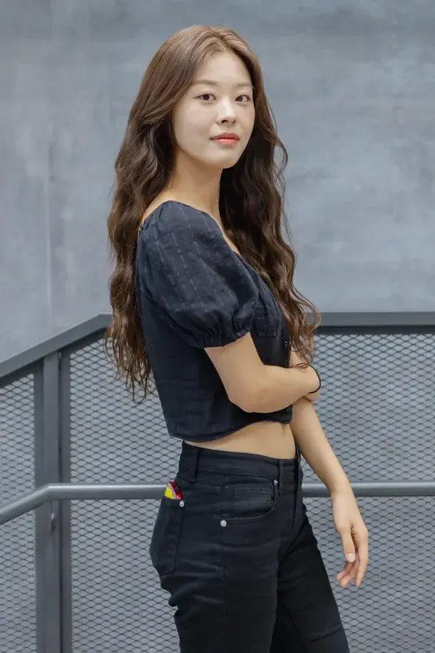Girls on Fire (Final Lineup) member Hwang Seyoung