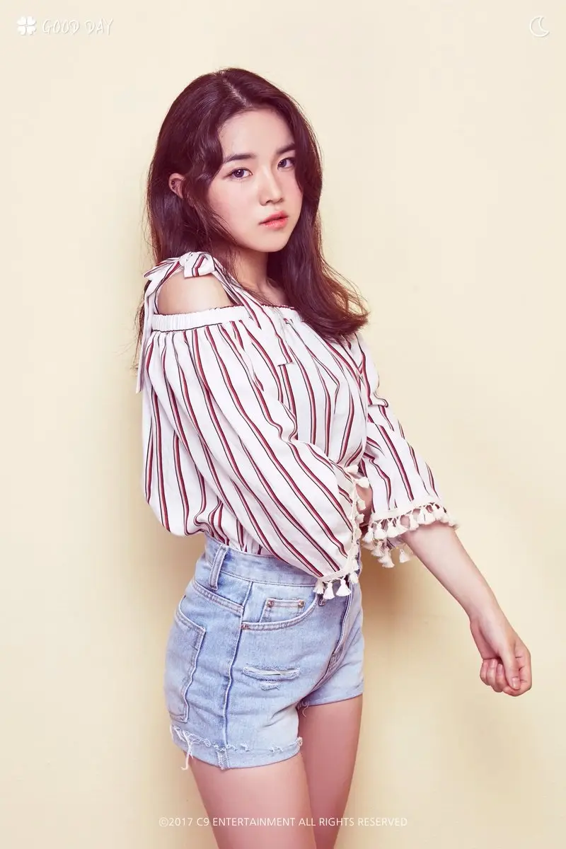 GOOD DAY former member Heejin