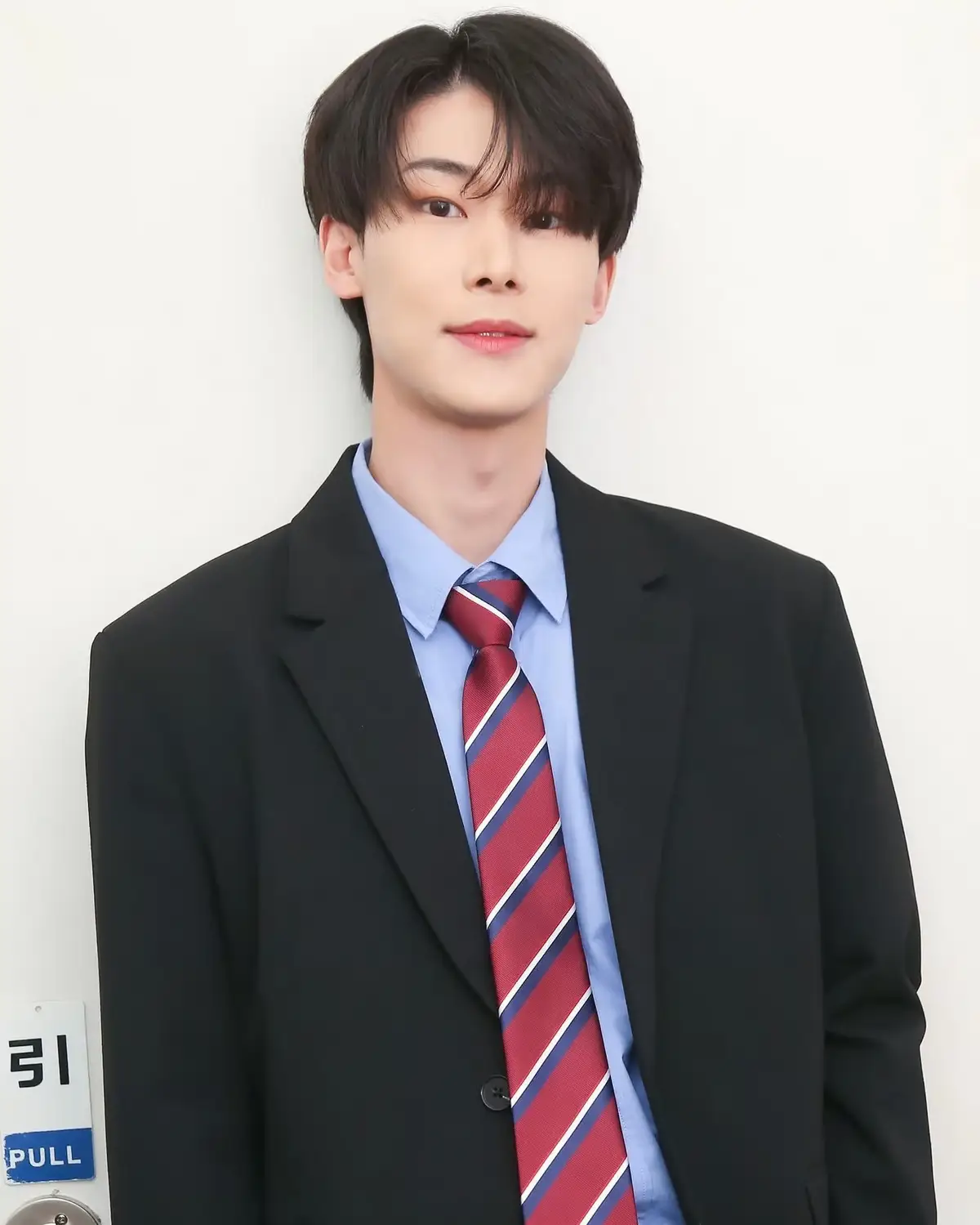 HALF&HALF member Junseok