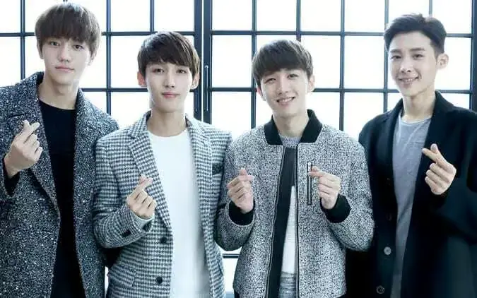 HeartB members are Dojin, Jinwook, Chanyoung, and Byulha.