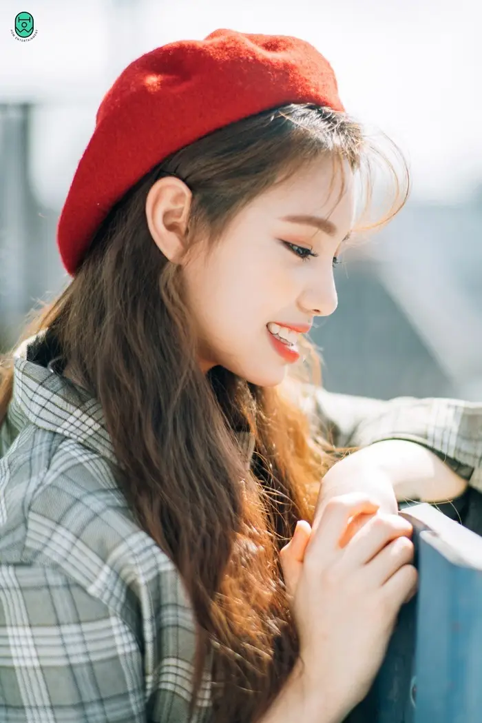 HOWZ former member Sunyoung