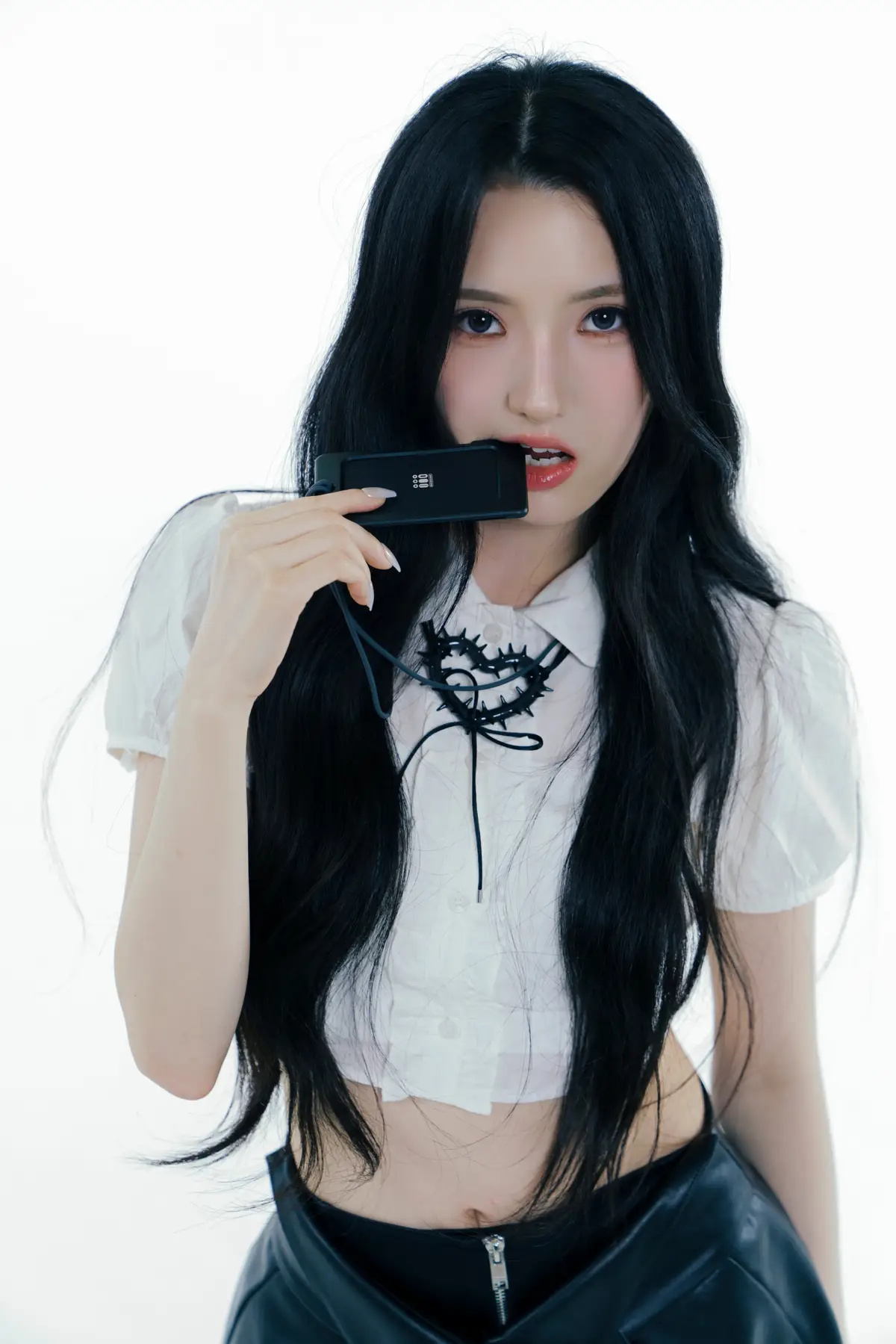 iii member Taeri
