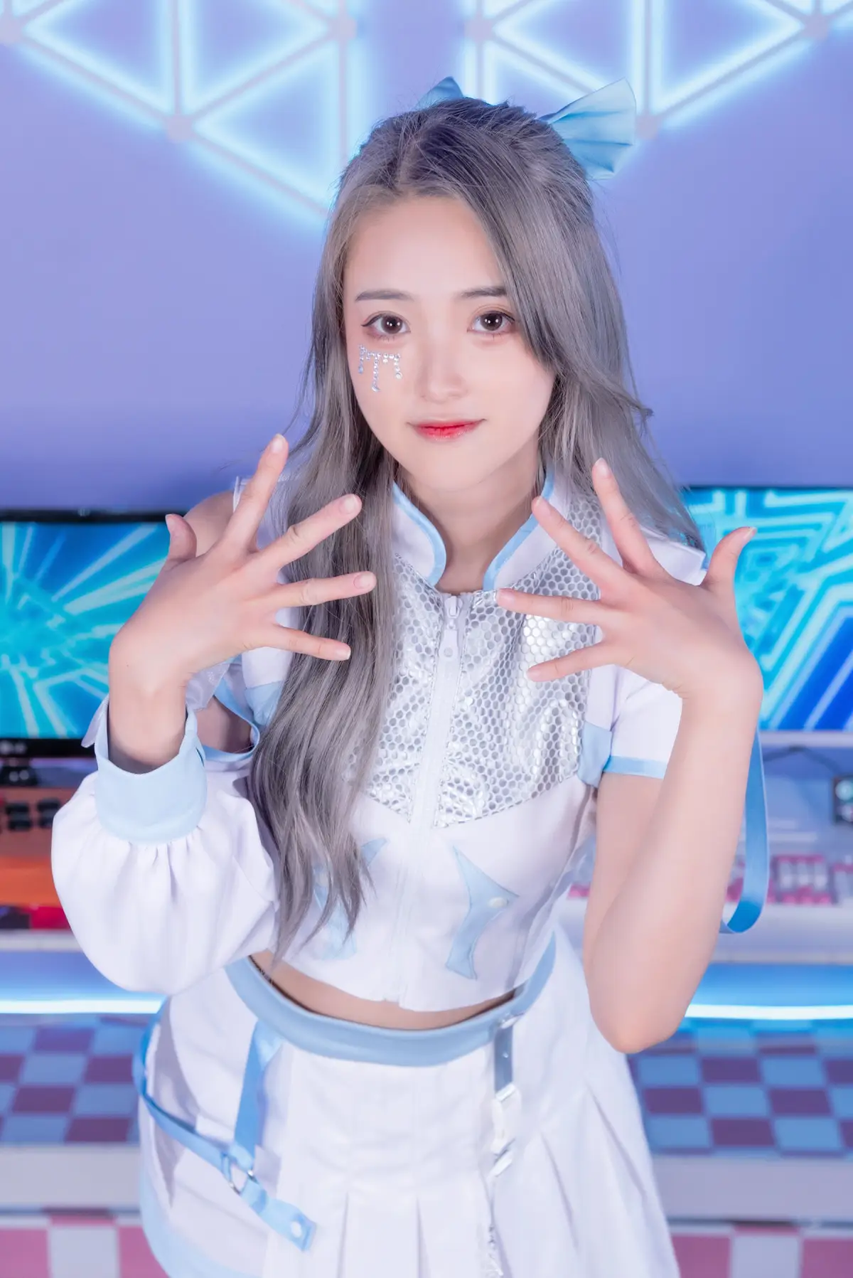 IZTUNE member AERI