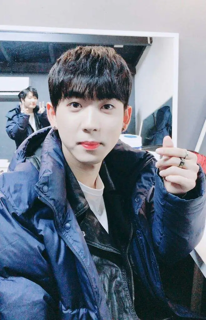 J2KC former member Min