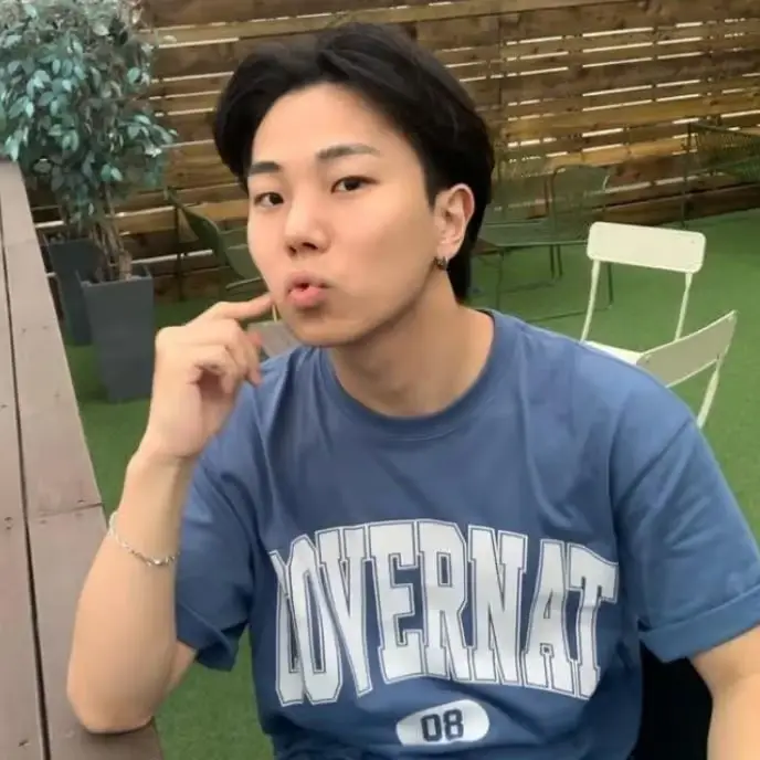 KAIROS member Sunhak