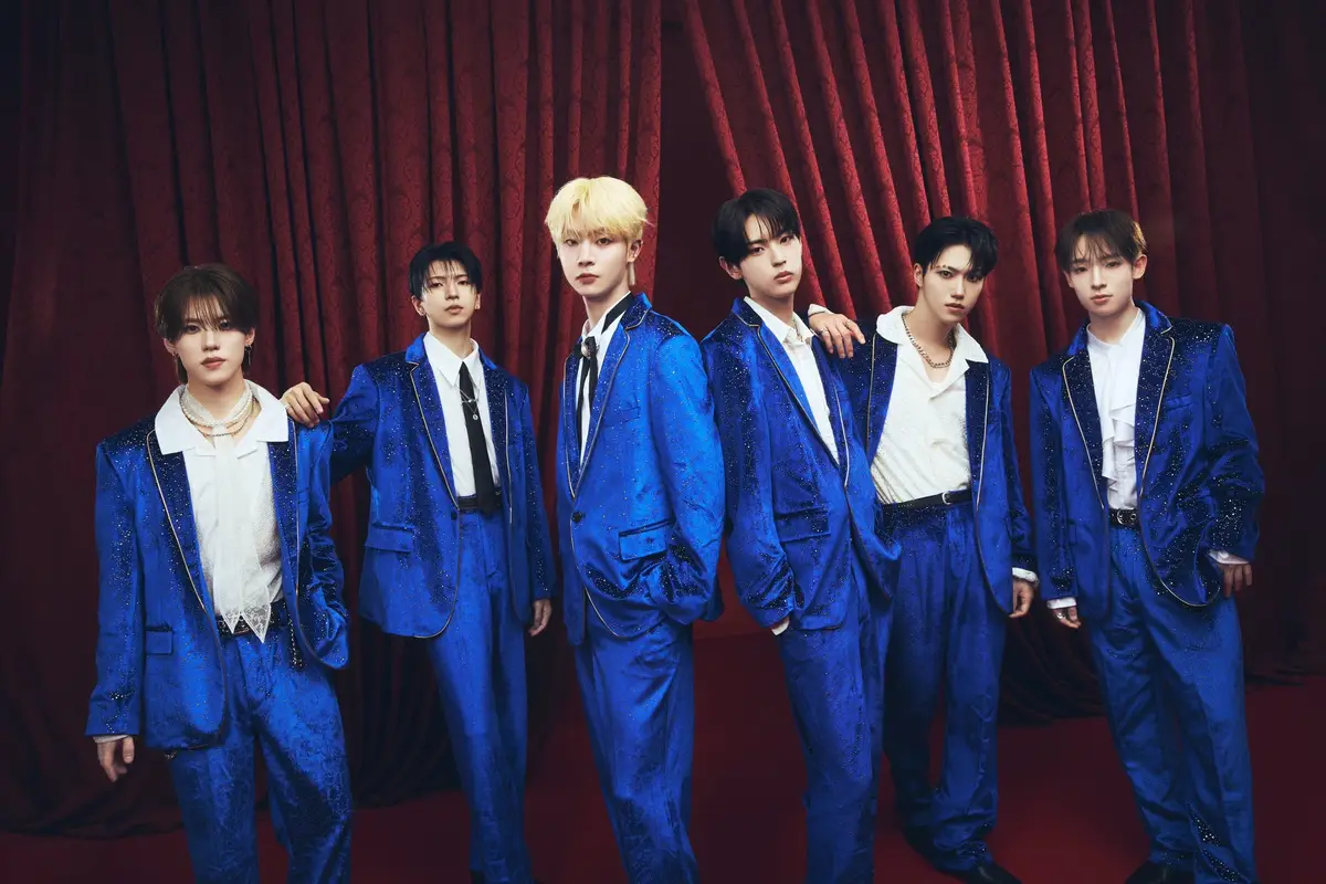 KAJA members are Akira, Kouki, Hojin, Saeron, Riku, and Isaac.
