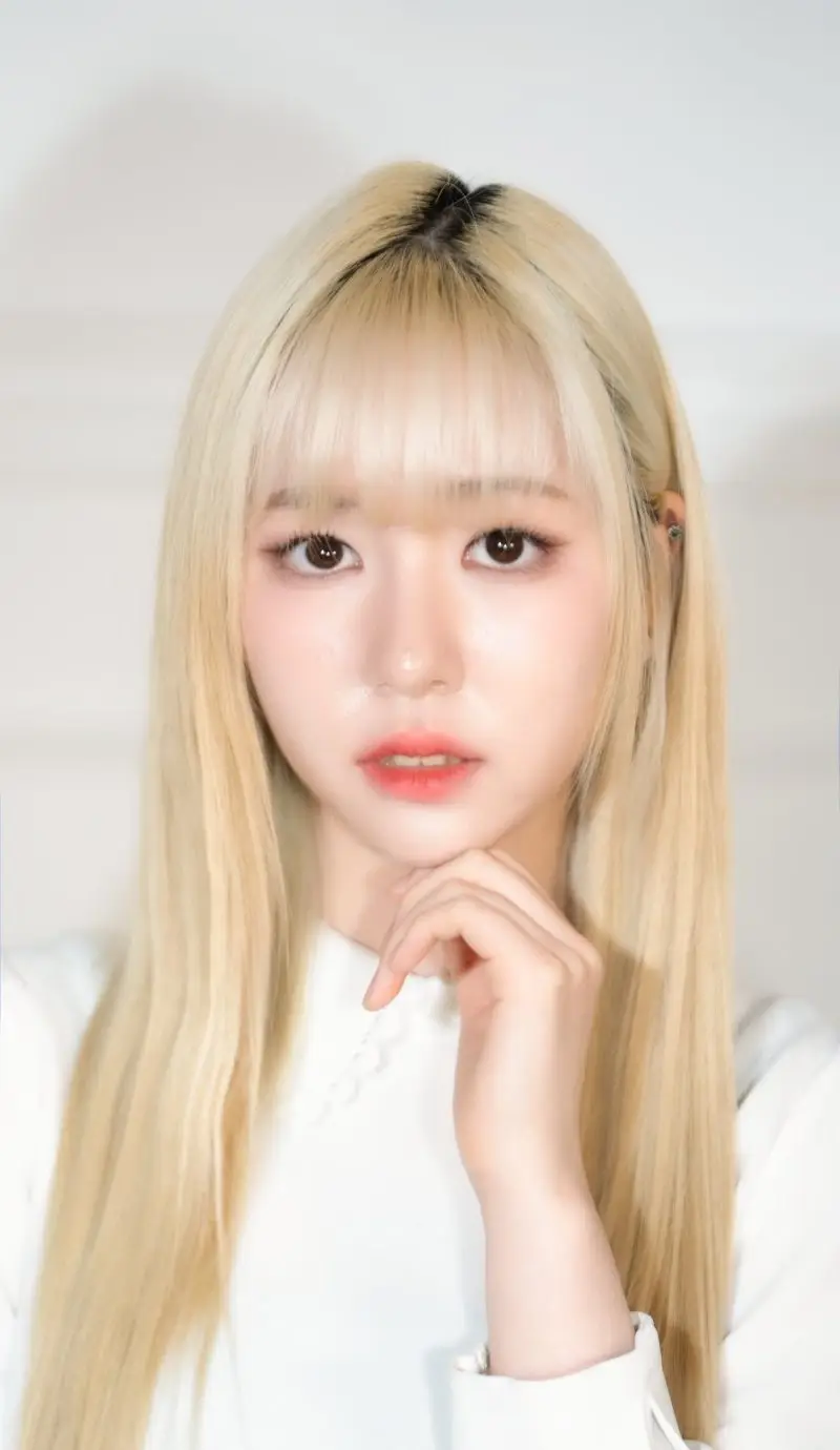 KELT9b former member Youngchae