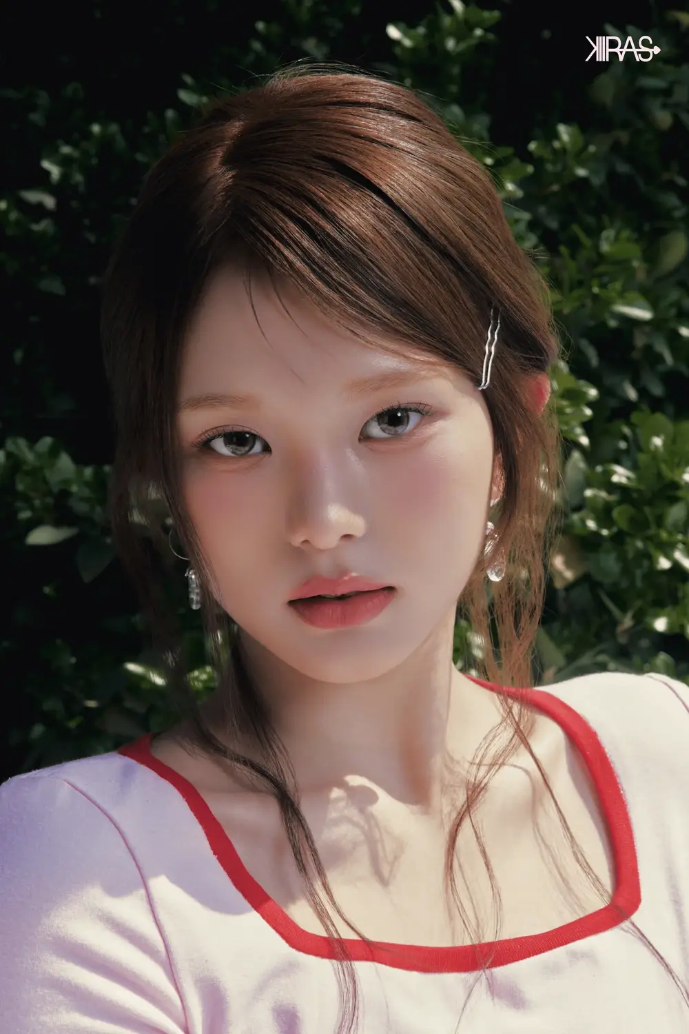 KIIRAS member LingLing