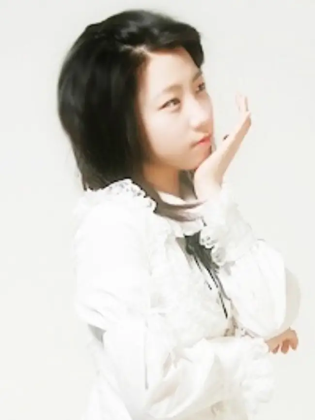 Kirots former member Youngju