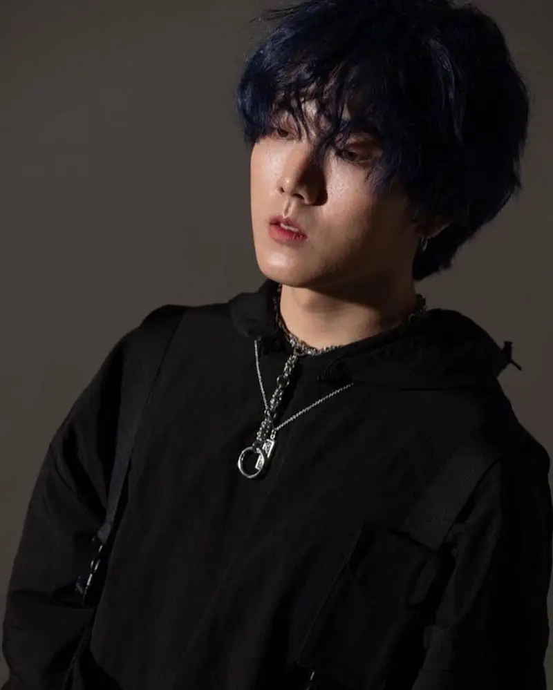 Kisnue member Choi Jun Young