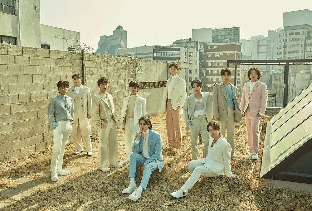 KKD members are Changgeun, Janghyun, Eunsung, Solomon, Donghyun, Jinwook, Yeonho, Youngheum, Byeongchan, and Heeseok.