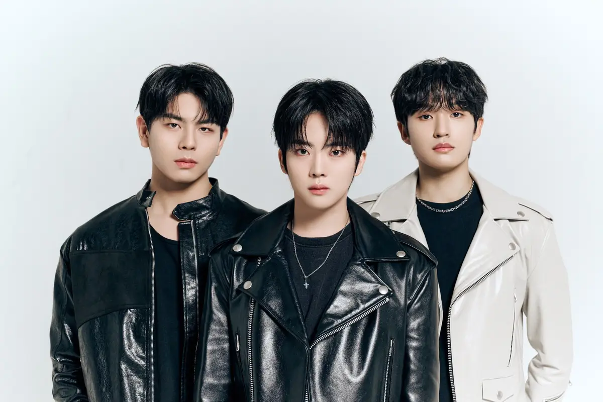 KYSB members are Youngseok, Daon, and Byoungkyu.