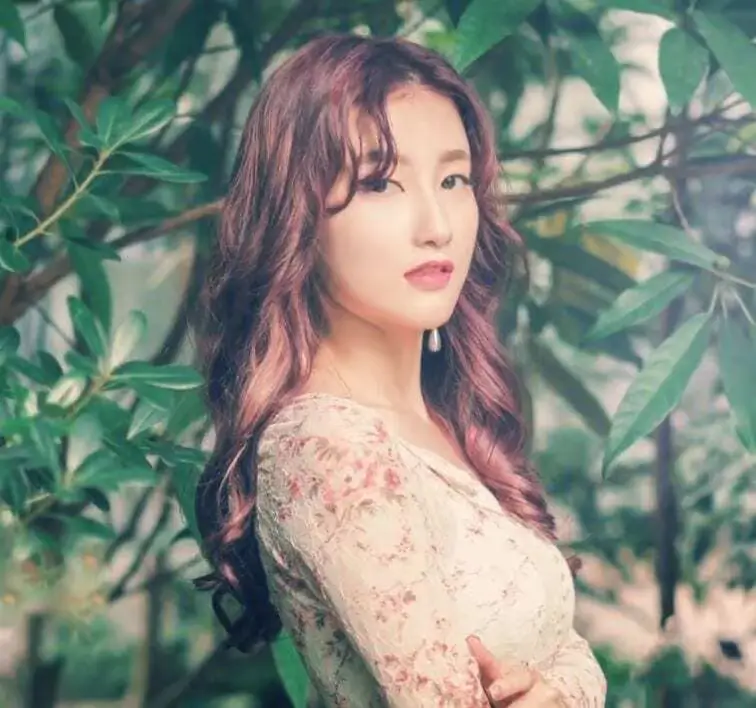 LABEL UP former member Seyeon
