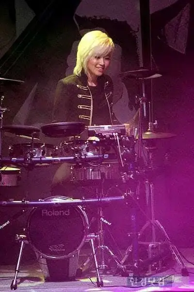 LA.G former member TA