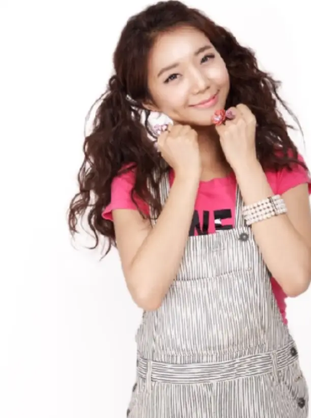 Lay-T former member Areum