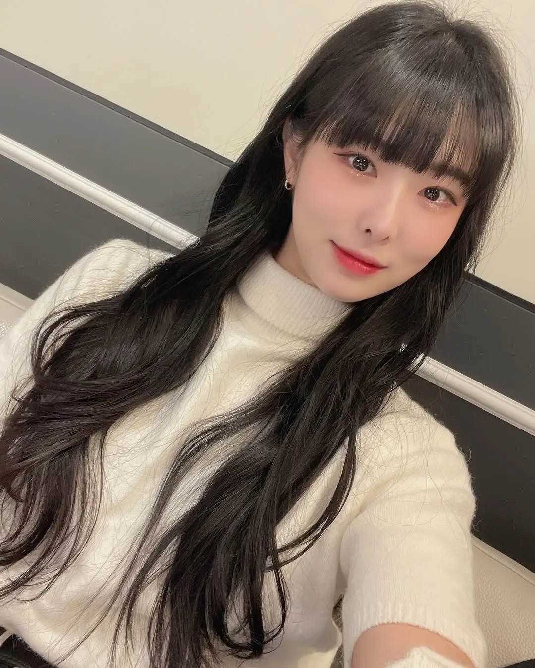 LAYSHA member Yujeong
