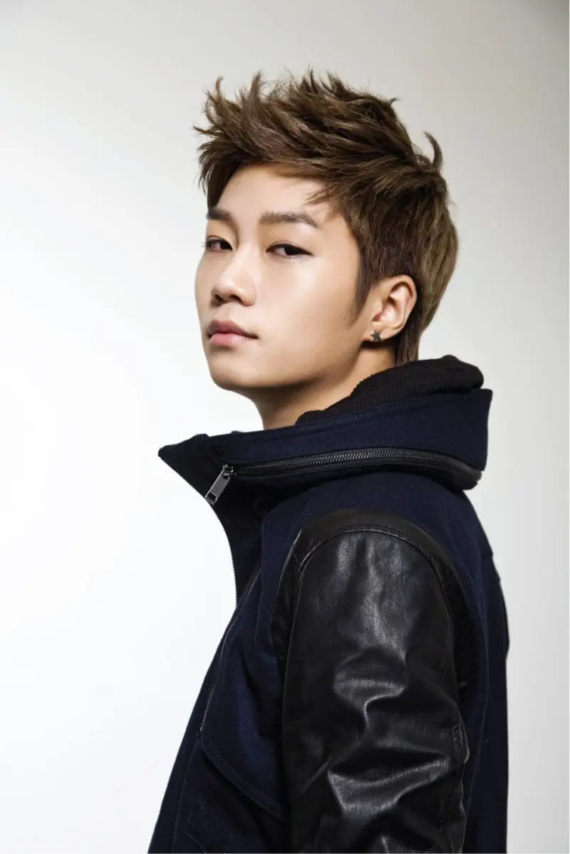 LedApple former member AKi