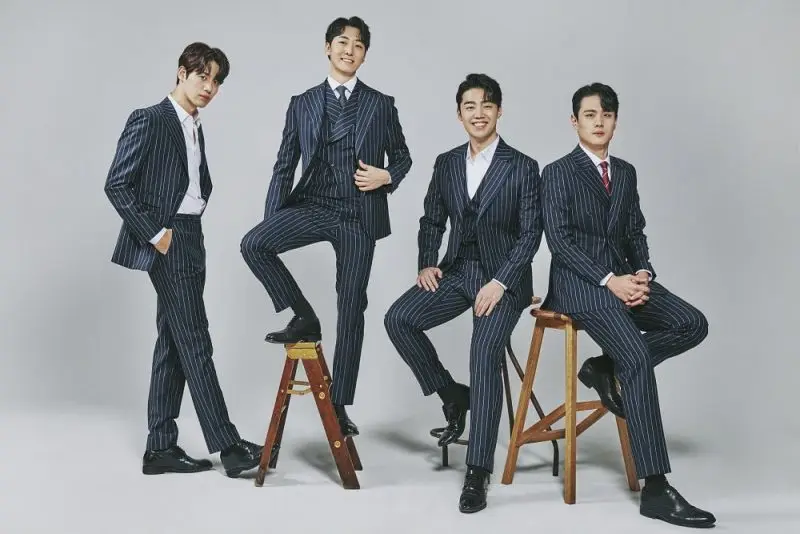 LETTEAMOR members are Gil Byeongmin, Kim Sungsik, Kim Minseok, and Park Hyunsoo.