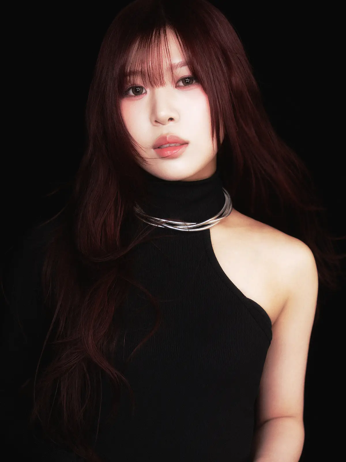 LOVEONE member Yuna