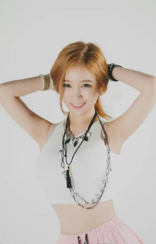 Lucky Girls former member Harin