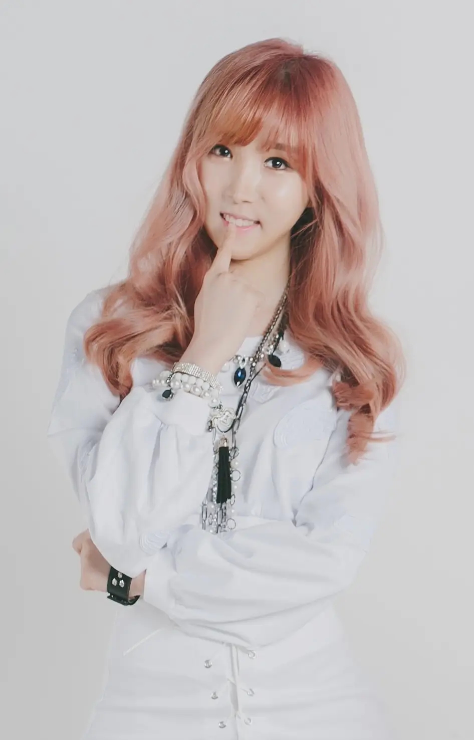 Lucky Girls former member Sandy
